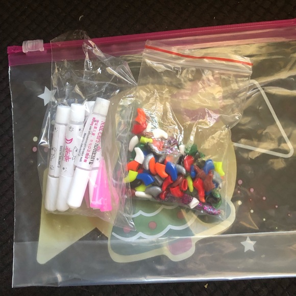 Cat Plastic Nails- 662 $12 or 🎉 - Picture 1 of 2